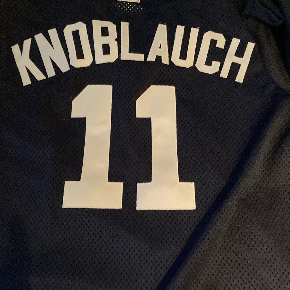Yankees Chuck Knoblauch jersey. Men’s M.